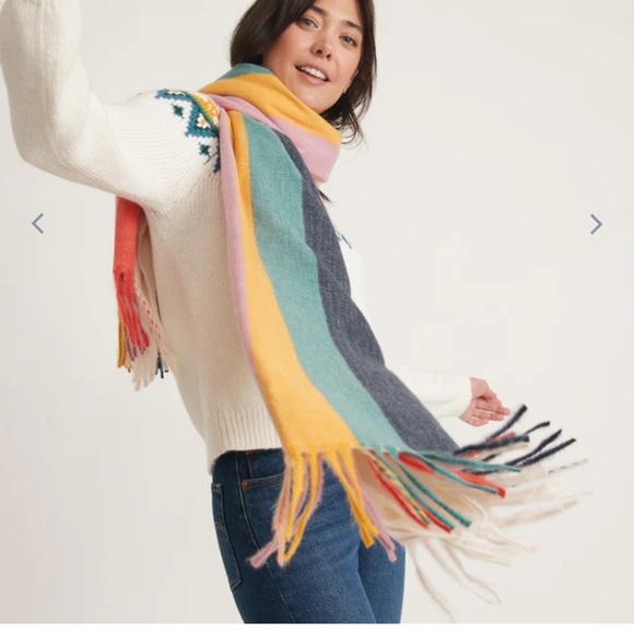 Maine Layer Scarf in Cream Rainbow -NWT - Picture 3 of 3